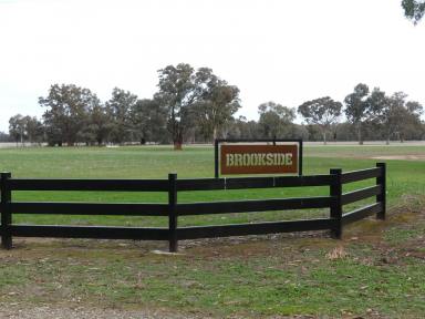 Farm Auction - NSW - Mangoplah - 2652 - "Brookside"  (Image 2)