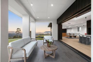 Farm For Sale - QLD - Mount Lofty - 4350 - The Ultimate in Lifestyle and Luxury with Uninterrupted Valley views  (Image 2)