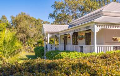 Farm For Sale - QLD - Curra - 4570 - CLASSIC QUEENSLANDER WITH DUAL LIVING  (Image 2)