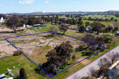 Farm For Sale - NSW - Rye Park - 2586 - Village Living With Room To Move  (Image 2)