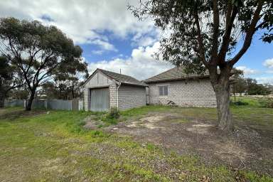 Farm For Sale - WA - Katanning - 6317 - 10511 sqm WITH HOME INCLUDED  (Image 2)