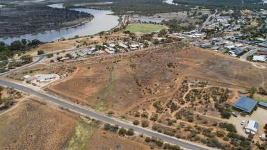 Farm For Sale - SA - Paringa - 5340 - Land with Scenic Mundic Views  (Image 2)