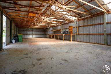 Farm For Sale - VIC - Woori Yallock - 3139 - FARMHOUSE RENOVATOR, on 18 ACRES OF BEAUTIFUL PASTURE  (Image 2)