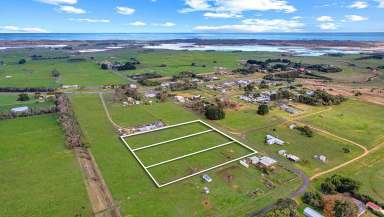 Farm For Sale - VIC - Yambuk - 3285 - Tranquil, Spacious & Relaxing Country Living !  (Image 2)