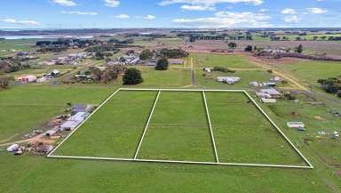 Farm For Sale - VIC - Yambuk - 3285 - Tranquil, Spacious & Relaxing Country Living !  (Image 2)