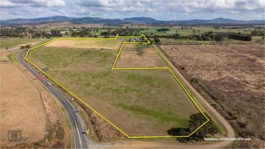 Farm For Sale - QLD - Beaudesert - 4285 - 67 acres; opposite the racecourse; close to town  (Image 2)