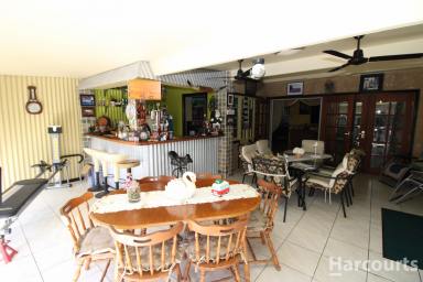 Farm For Sale - QLD - Avondale - 4670 - UNIQUE GEM IN PEACEFUL AVONDALE! 20 MINS FROM TOWN!  (Image 2)