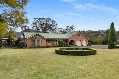 Farm For Sale - NSW - North Nowra - 2541 - Elegant Country Retreat with Stunning Views  (Image 2)