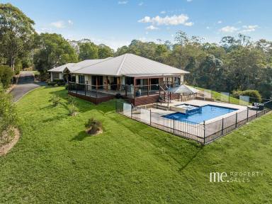 Farm For Sale - QLD - Dayboro - 4521 - Luxurious Low-Set Residence with Panoramic Views and Exceptional Features  (Image 2)