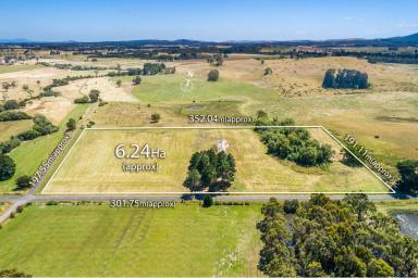 Farm For Sale - VIC - Woodend North - 3442 - "Willowstone", 15 Acre vacant land opportunity, three minutes from town  (Image 2)