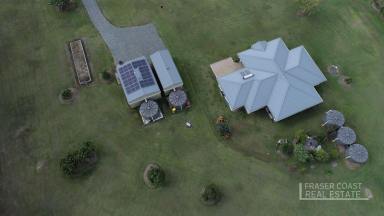 Farm For Sale - QLD - Oakhurst - 4650 - Close, Comfortable & Contemporary Lifestyle Acreage Living  (Image 2)