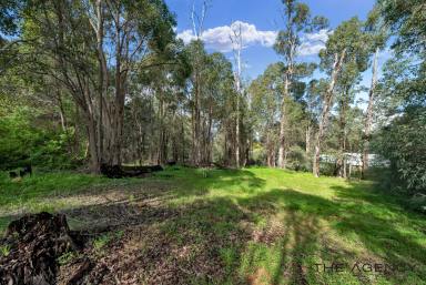 Farm For Sale - WA - Stoneville - 6081 - A HOME AMONG THE GUM TREES!!!  (Image 2)