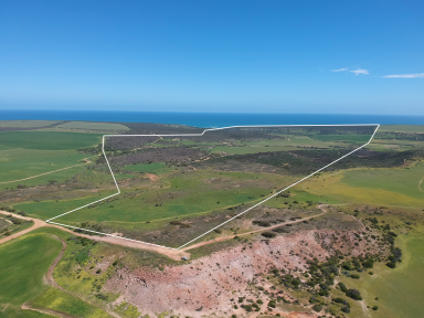 Farm For Sale - WA - Bowes - 6535 - Coastal Paradise in the Midwest of Western Australia  (Image 2)