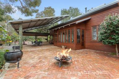 Farm For Sale - WA - Darlington - 6070 - Quintessential Darlington Lifestyle  (Image 2)