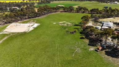 Farm For Sale - WA - Broomehill Village - 6318 - PRIVATE 14 ACRE PROPERTY  (Image 2)