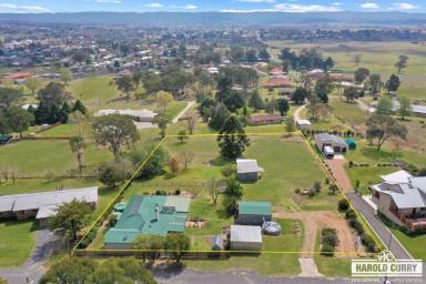 Farm For Sale - NSW - Tenterfield - 2372 - Location, Stunning, Location.....  (Image 2)