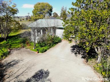 Farm For Sale - NSW - Grenfell - 2810 - Charming Countryside Retreat  (Image 2)