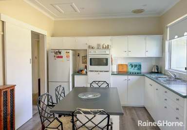 Farm For Sale - NSW - Grenfell - 2810 - Charming Countryside Retreat  (Image 2)