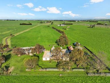 Farm For Sale - VIC - Corunnun - 3249 - NOTED HISTORIC COLAC DISTRICT PROPERTY  (Image 2)