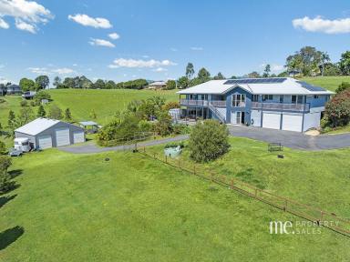 Farm For Sale - QLD - Dayboro - 4521 - Fantastic Duel living Family Home on acreage  (Image 2)