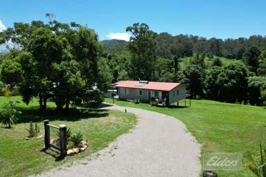 Farm For Sale - QLD - Pie Creek - 4570 - RENOVATED HOME WITH CAPTIVATING CREEK FRONTAGE  (Image 2)