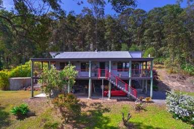 Farm For Sale - QLD - Carters Ridge - 4563 - Idyllic 6-Acre Country Retreat with Dual Living, Horse Facilities and Close Proximity to Noosa  (Image 2)