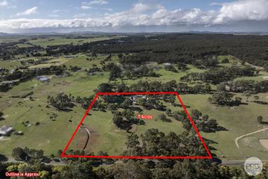 Farm For Sale - VIC - Haddon - 3351 - Country Charm On 7 Acres: Your Serene Retreat Awaits on Thomas Road  (Image 2)