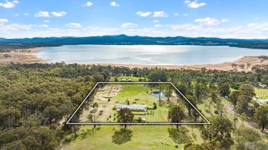 Farm For Sale - VIC - Glenmaggie - 3858 - The Ultimate Lifestyle Blend  (Image 2)