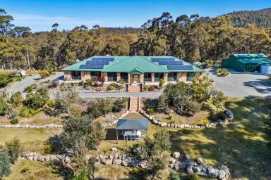 Farm For Sale - TAS - Margate - 7054 - A spacious family haven  (Image 2)