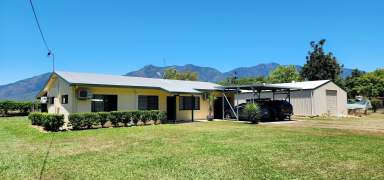 Farm For Sale - QLD - Carruchan - 4816 - Fully fenced rural family home with horse paddock and panoramic mountain views  (Image 2)