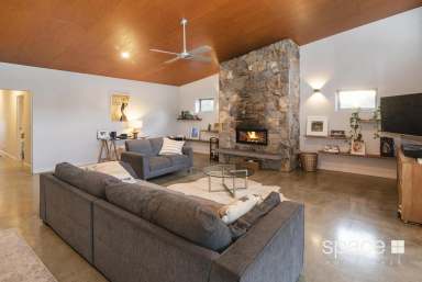 Farm For Sale - WA - Margaret River - 6285 - Contemporary Architectural Home  (Image 2)