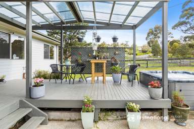 Farm For Sale - TAS - Margate - 7054 - A Hobby Farmer's Dream Come True  (Image 2)