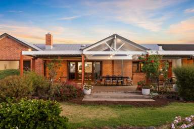 Farm Auction - QLD - Linthorpe - 4356 - "HILLVIEW"  (Image 2)