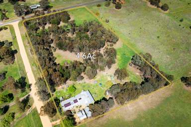 Farm For Sale - VIC - Welshmans Reef - 3462 - A Country Escape  (Image 2)