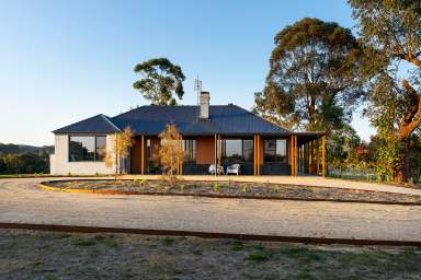 Farm For Sale - VIC - Drummond North - 3446 - Rural Luxury  (Image 2)