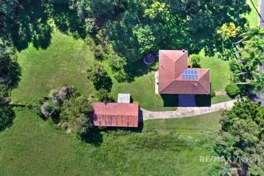 Farm For Sale - QLD - Caboolture - 4510 - VACANT AND READY TO GO - 5 BEDROOMS ON 5.7 ACRES OOZING POTENTIAL + 6 CAR GARAGE  (Image 2)