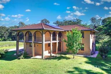 Farm For Sale - QLD - Caboolture - 4510 - YOUR OWN HAVEN - 5 BEDROOMS ON 5.7 ACRES OOZING POTENTIAL + 6 CAR GARAGE  (Image 2)