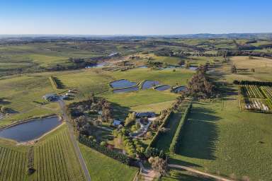 Farm For Sale - NSW - Orange - 2800 - An Exquisite Country Escape  (Image 2)