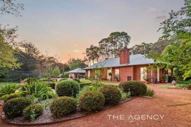 Farm For Sale - WA - Mundaring - 6073 - Monet's Masterpiece In Mundaring  (Image 2)