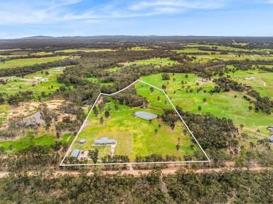 Farm For Sale - VIC - Axedale - 3551 - Contemporary Style, Rural Appeal  (Image 2)