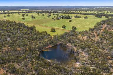 Farm For Sale - WA - Bindoon - 6502 - "Epitome of Perfection "  (Image 2)