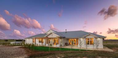 Farm For Sale - NSW - Goulburn - 2580 - Luxury Rural Escape  (Image 2)