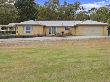 Farm For Sale - VIC - Koonwarra - 3954 - The Great Entertainer  (Image 2)