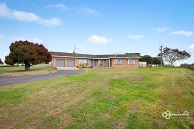 Farm For Sale - SA - Compton - 5291 - ESCAPE TO COUNTRY BLISS  (Image 2)