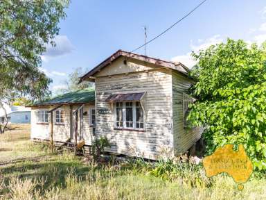 Farm For Sale - QLD - Eidsvold - 4627 - Renovate or Rebuild – Large Block with 3 Street Access  (Image 2)