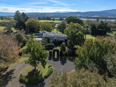 Farm For Sale - NSW - Numbaa - 2540 - 'Carraway' - Shoalhaven River Frontage  (Image 2)