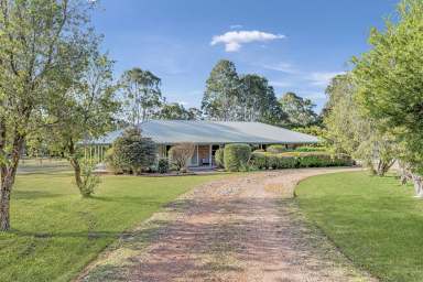 Farm For Sale - NSW - Lake Cathie - 2445 - Exceptional 21.9 Acres - Quality Family Home - 7 Minutes to Lake Cathie & Beaches!  (Image 2)