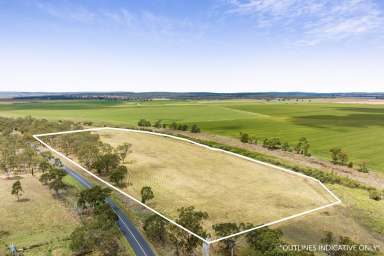 Farm For Sale - QLD - Ellangowan - 4361 - 16.5 acres and the fish are biting!!  (Image 2)