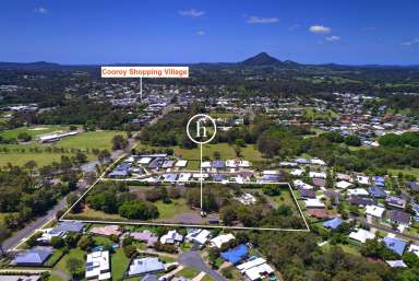 Farm For Sale - QLD - Cooroy - 4563 - Unique 4-Bedroom Contemporary Home With Stunning Lake-Style Dam on 5 Acres in Cooroy's Heart  (Image 2)