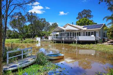 Farm For Sale - QLD - Cooroy - 4563 - Unique 4-Bedroom Contemporary Home With Stunning Lake-Style Dam on 5 Acres in Cooroy's Heart  (Image 2)